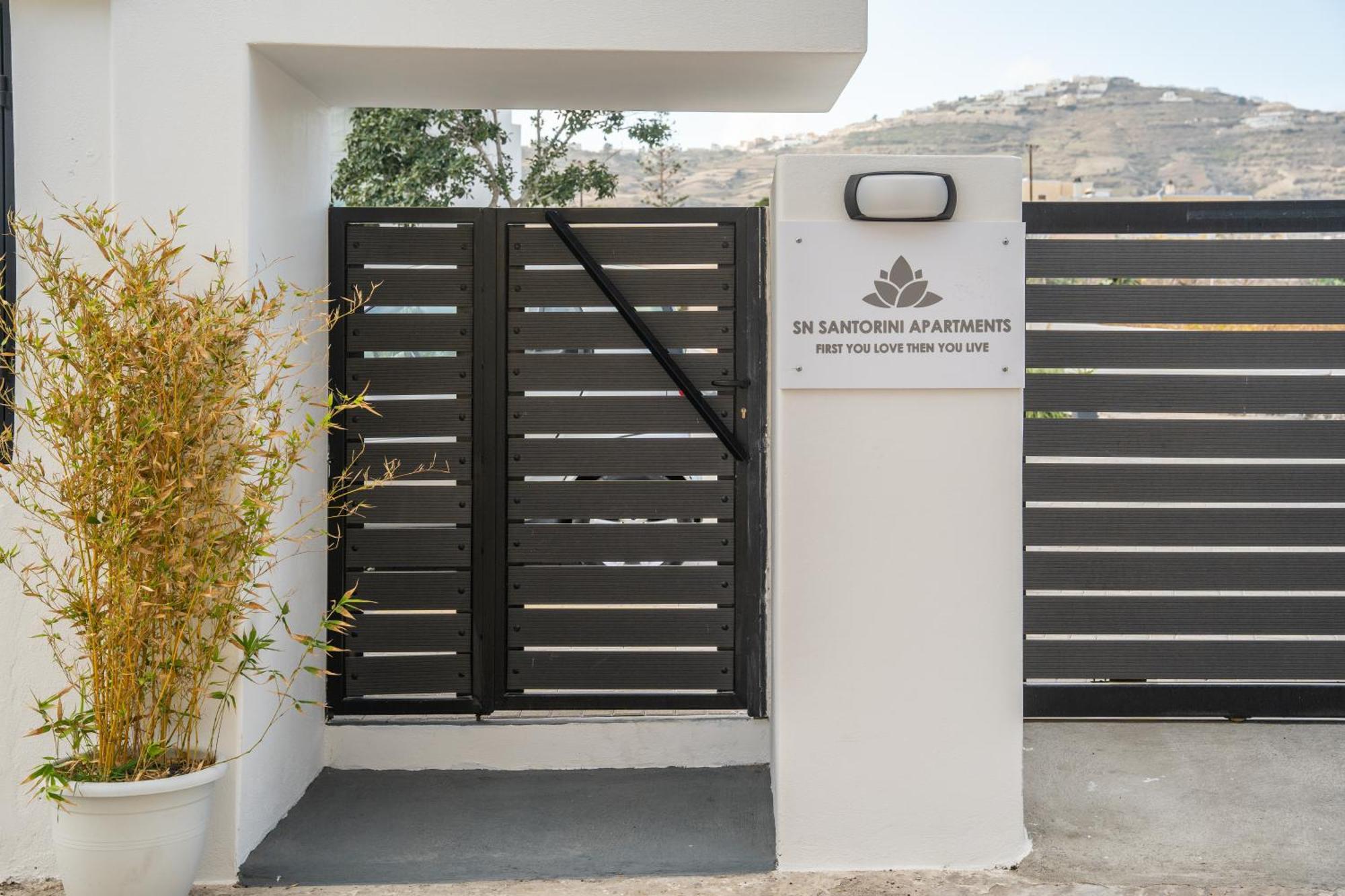 Sn Santorini Apartments Kamari  Exterior photo