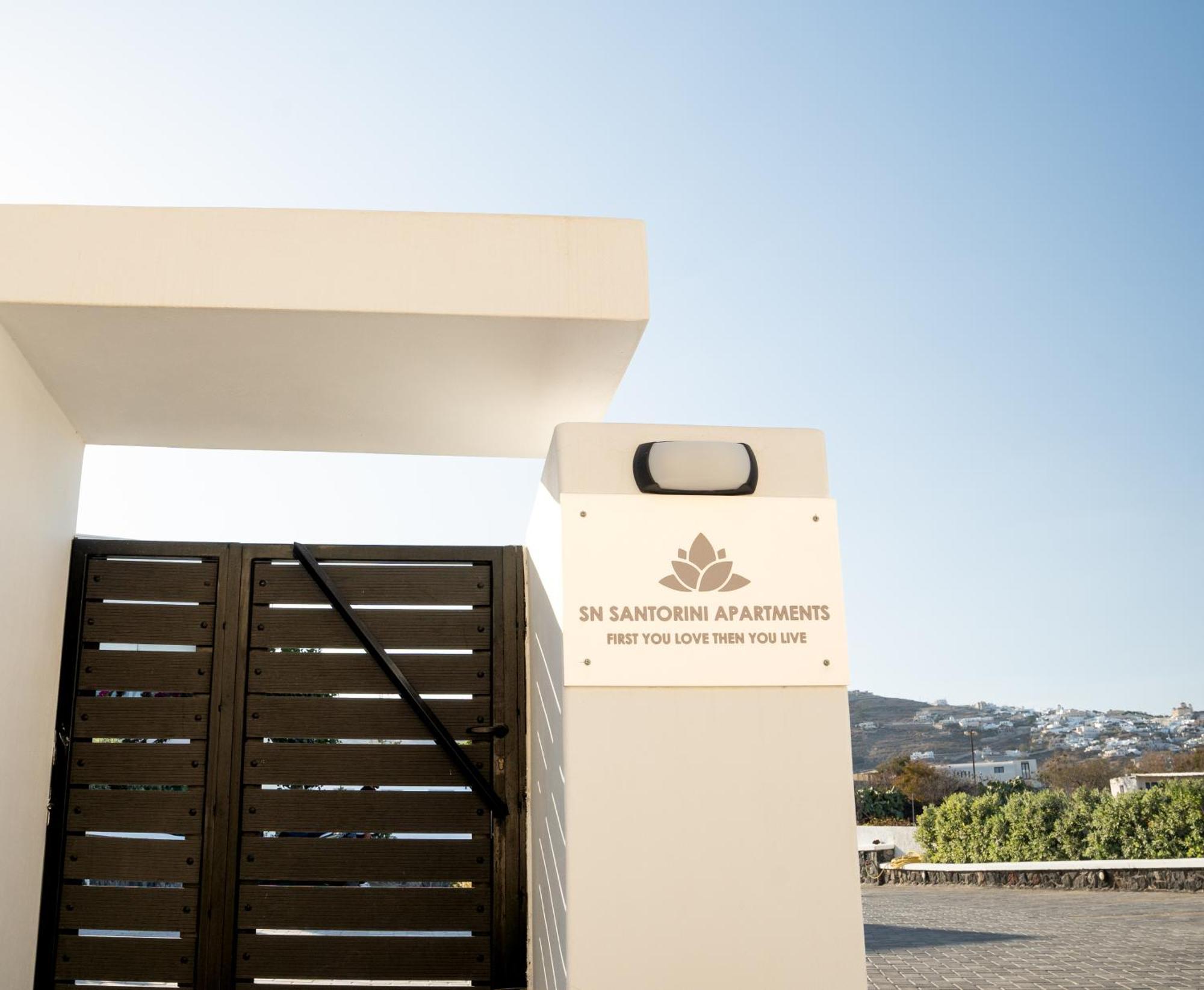 Sn Santorini Apartments Kamari  Exterior photo